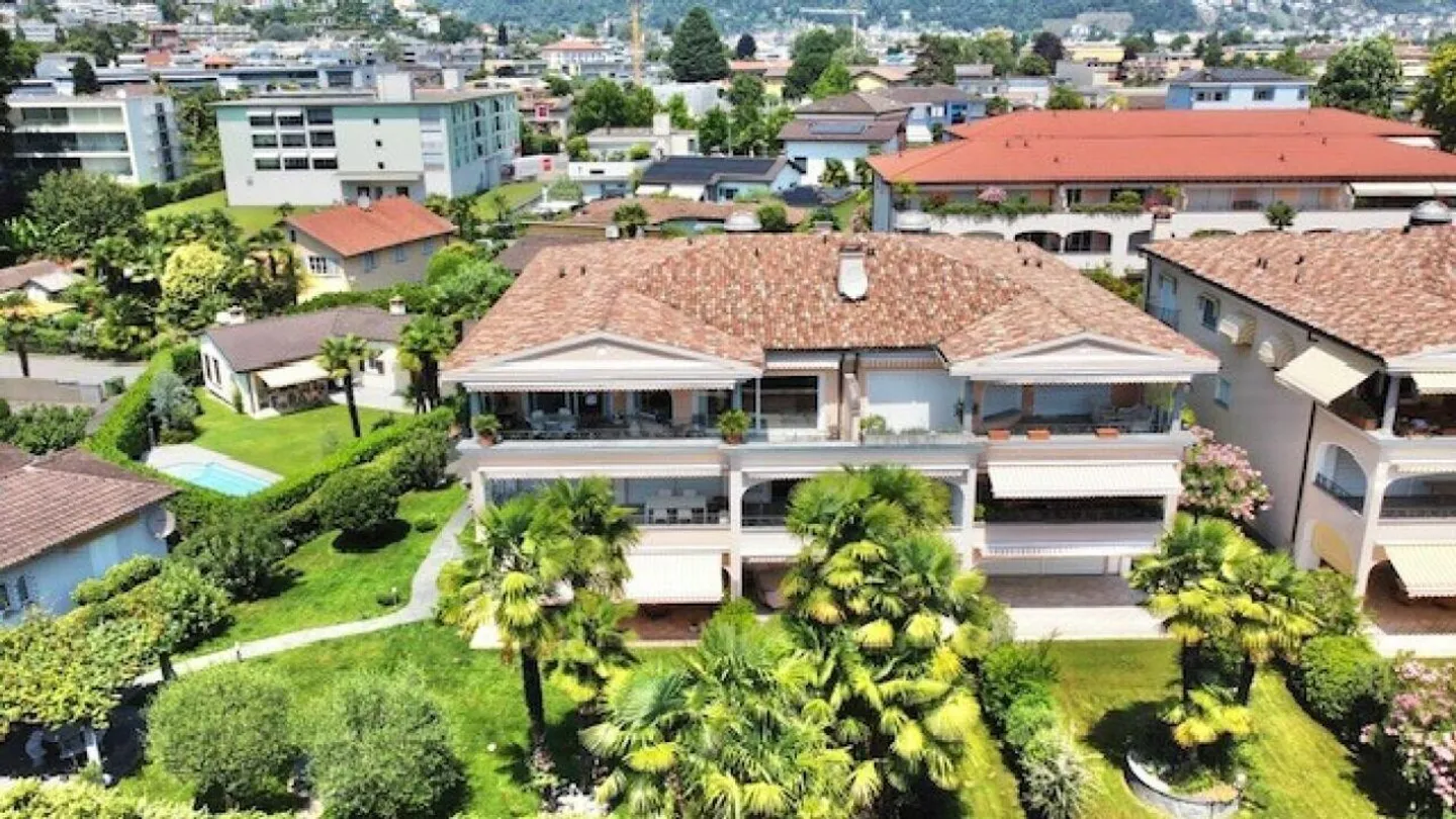 Vente à Ascona, prestigieux penthouse de 4,5 pièces, également utilisable comme résidence secondaire - Photo 1 sur 26