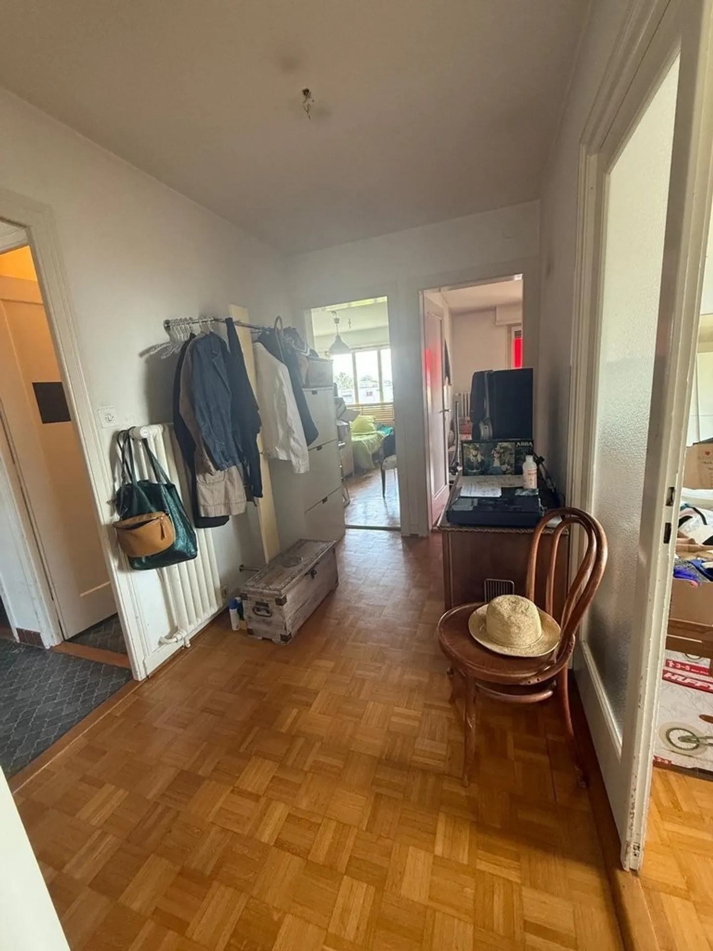 Bell'appartamento di 4 stanze in un quartiere tranquillo - Foto 1 di 8