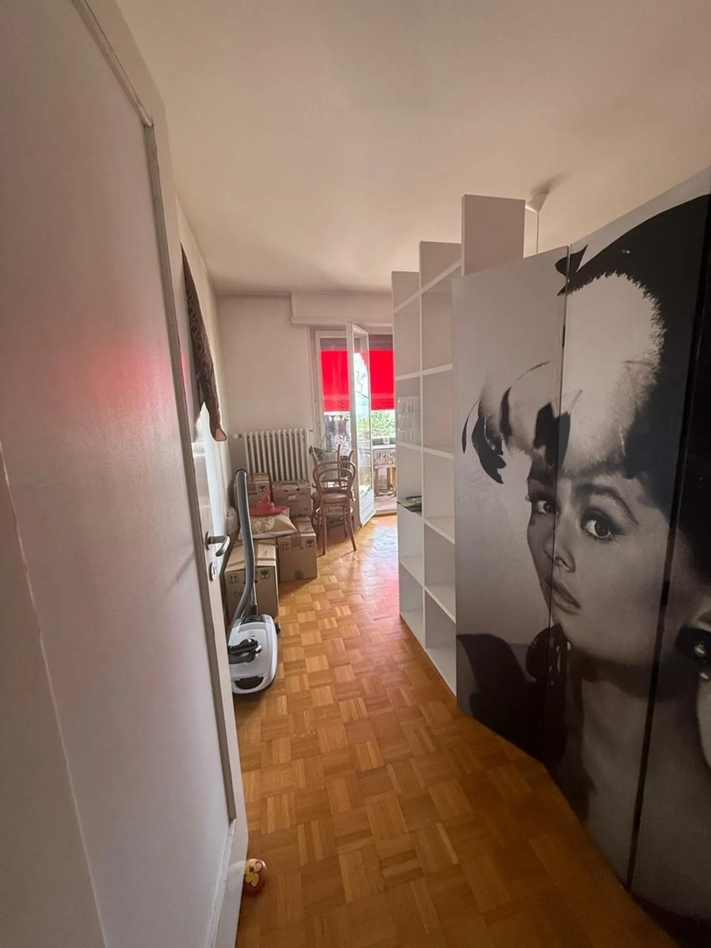Bell'appartamento di 4 stanze in un quartiere tranquillo - Foto 3 di 8