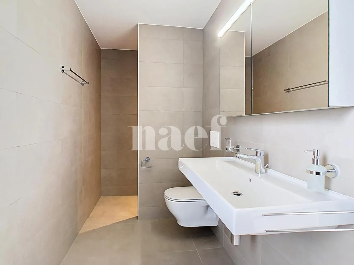 Villa moderne avec vue alpine - Photo 8 sur 13