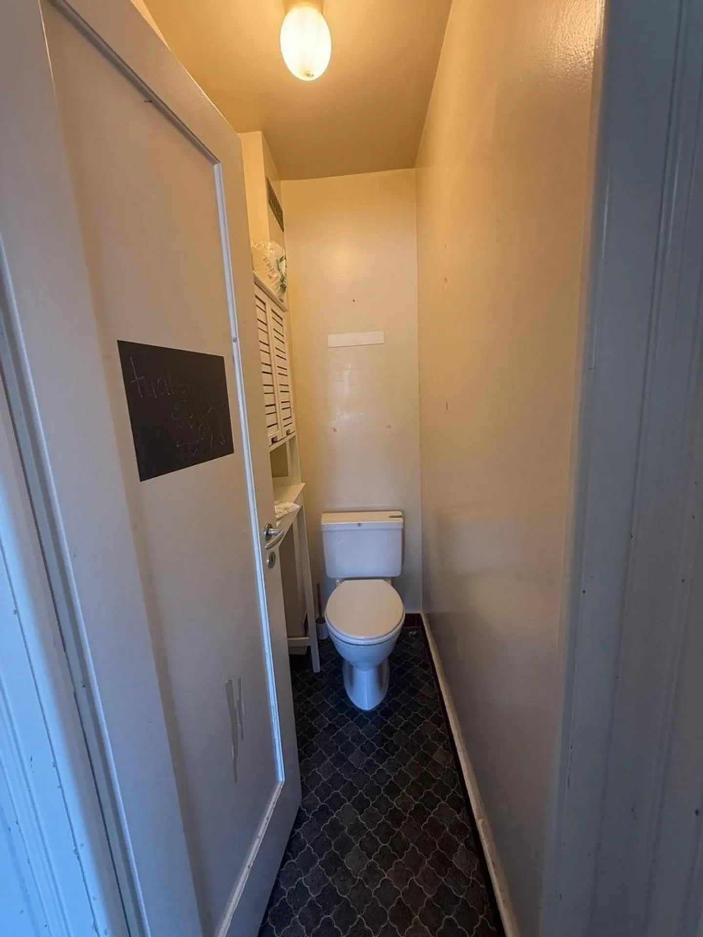 Bell'appartamento di 4 stanze in un quartiere tranquillo - Foto 7 di 8