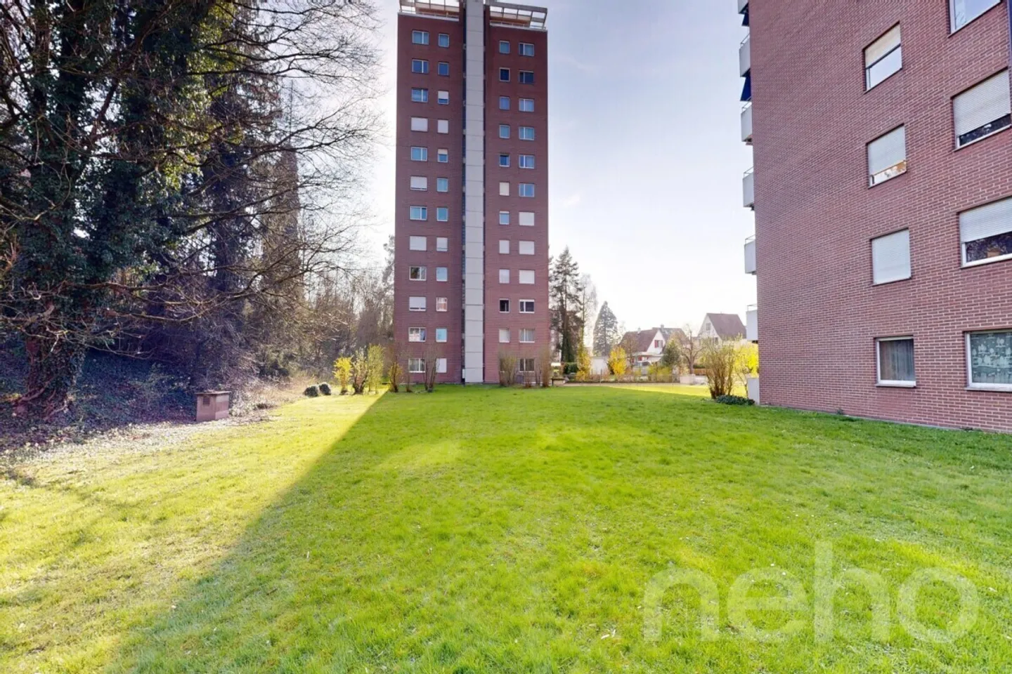 Completamente ristrutturato 2026? Appartamento elegante con balcone e garage sotterraneo - Foto 5 di 12