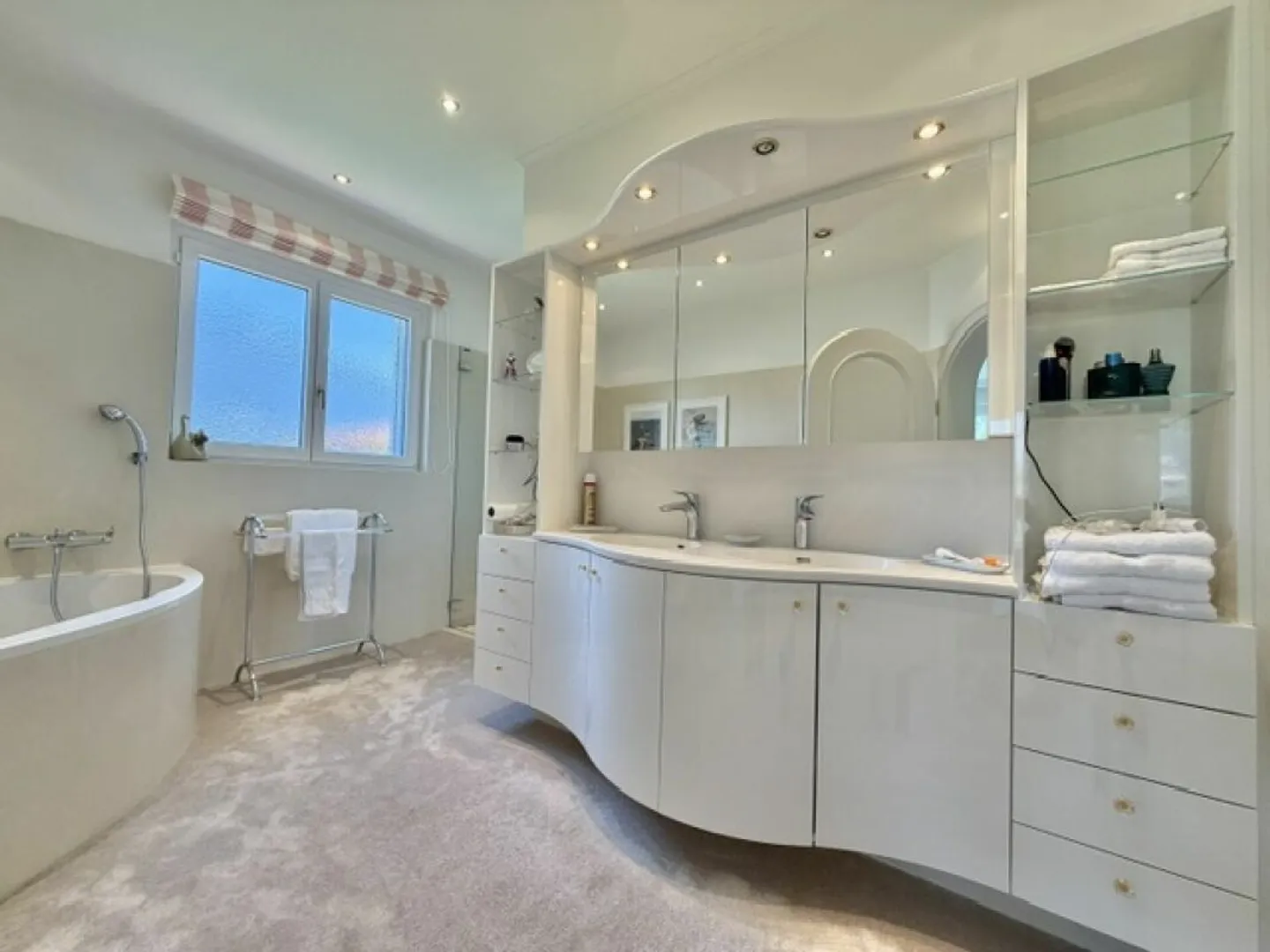 Vente à Ascona, prestigieux penthouse de 4,5 pièces, également utilisable comme résidence secondaire - Photo 18 sur 26