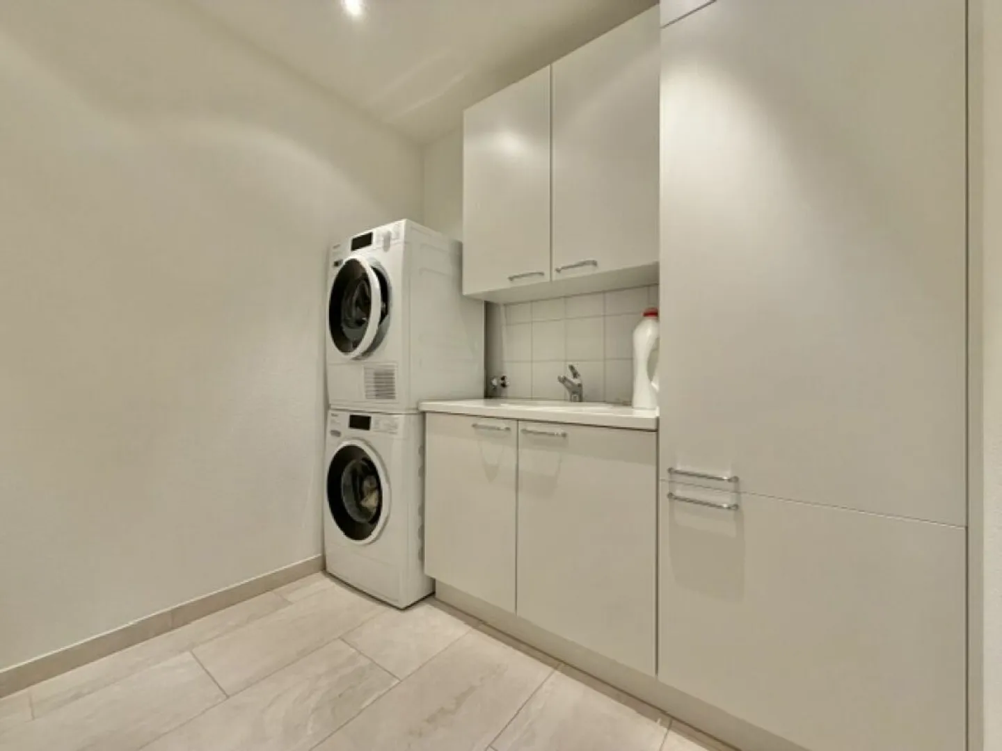 Vente à Ascona, prestigieux penthouse de 4,5 pièces, également utilisable comme résidence secondaire - Photo 19 sur 26