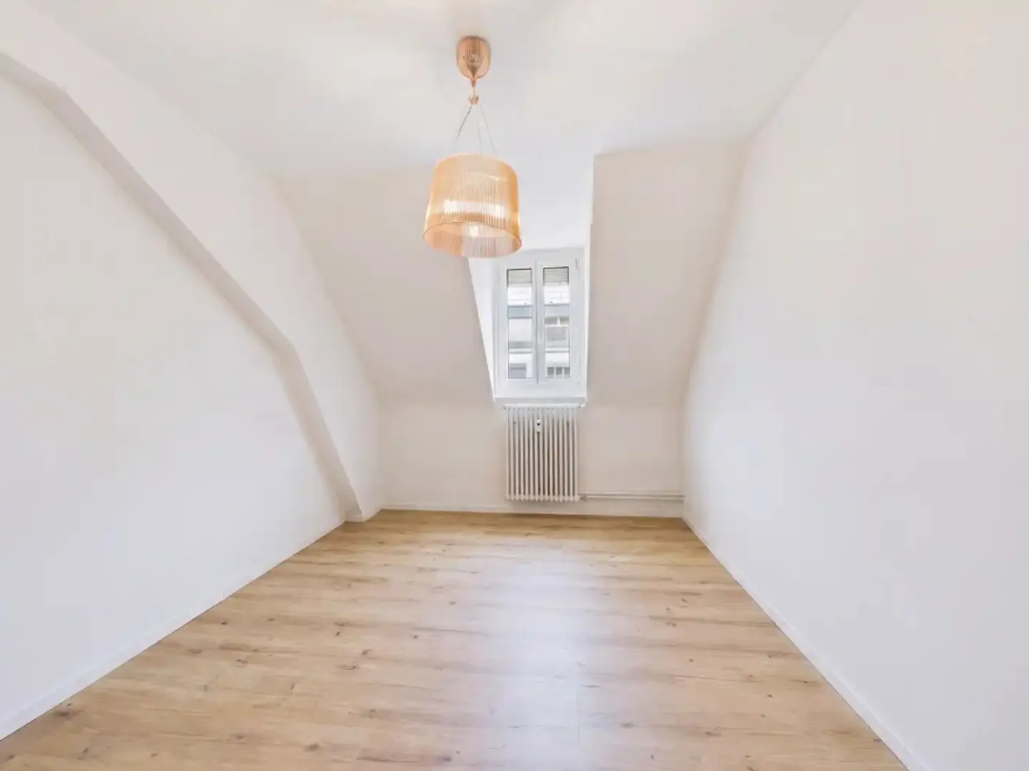Well-maintained multi-family house in 4056 - Photo 9 of 13