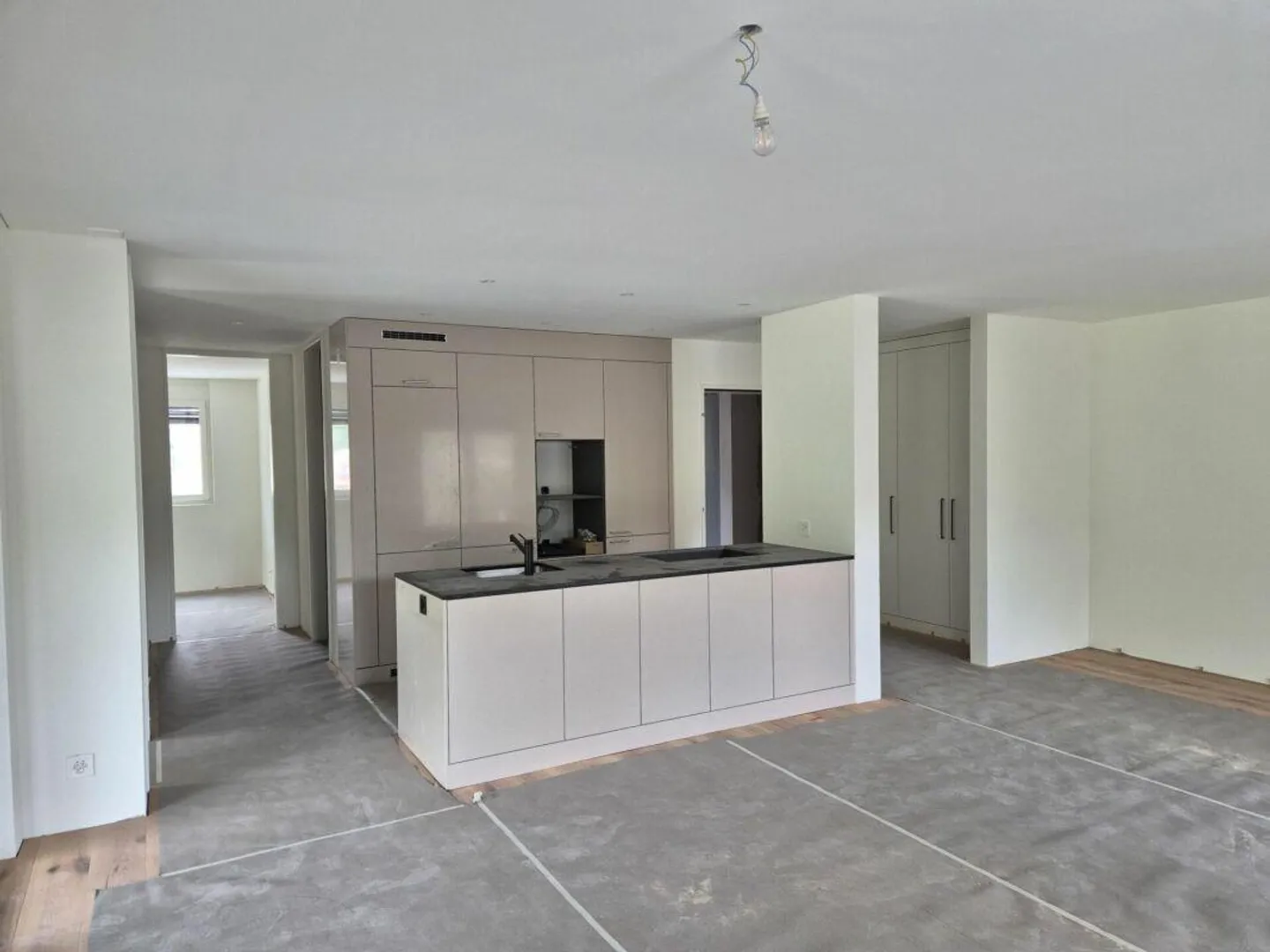Appartamento 3.5 stanze, in mezzo alle montagne - in mezzo al villaggio - Foto 6 di 9