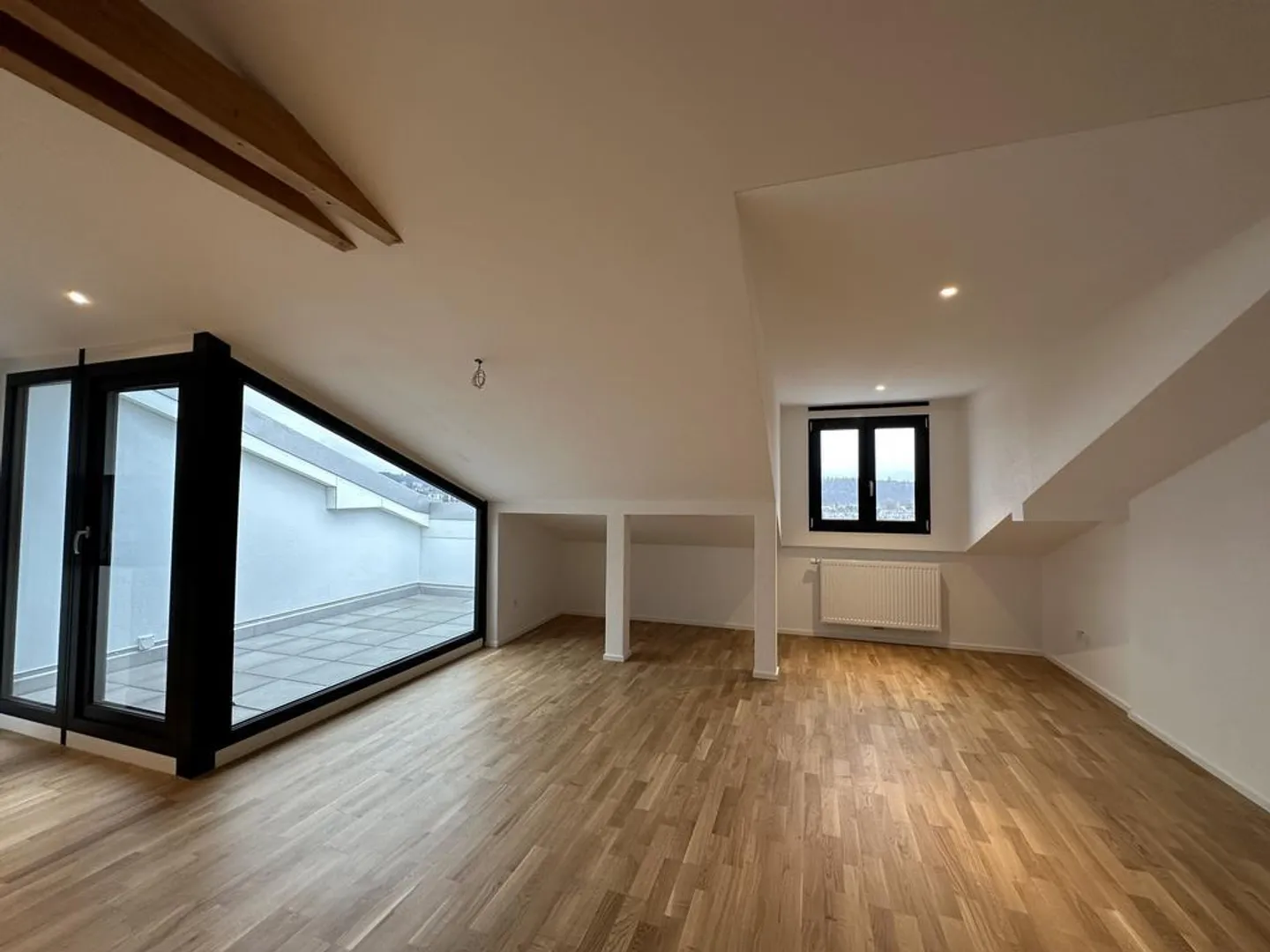 Moderne 2.5-Zimmer Wohnung - Foto 2 von 7