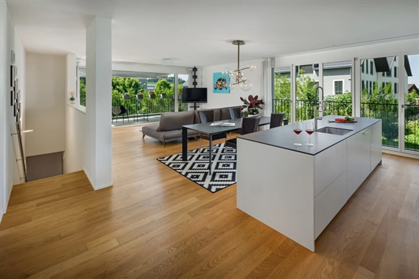 «WOHNOASE MIT HAUSCHARAKTER» - Foto 2 von 3