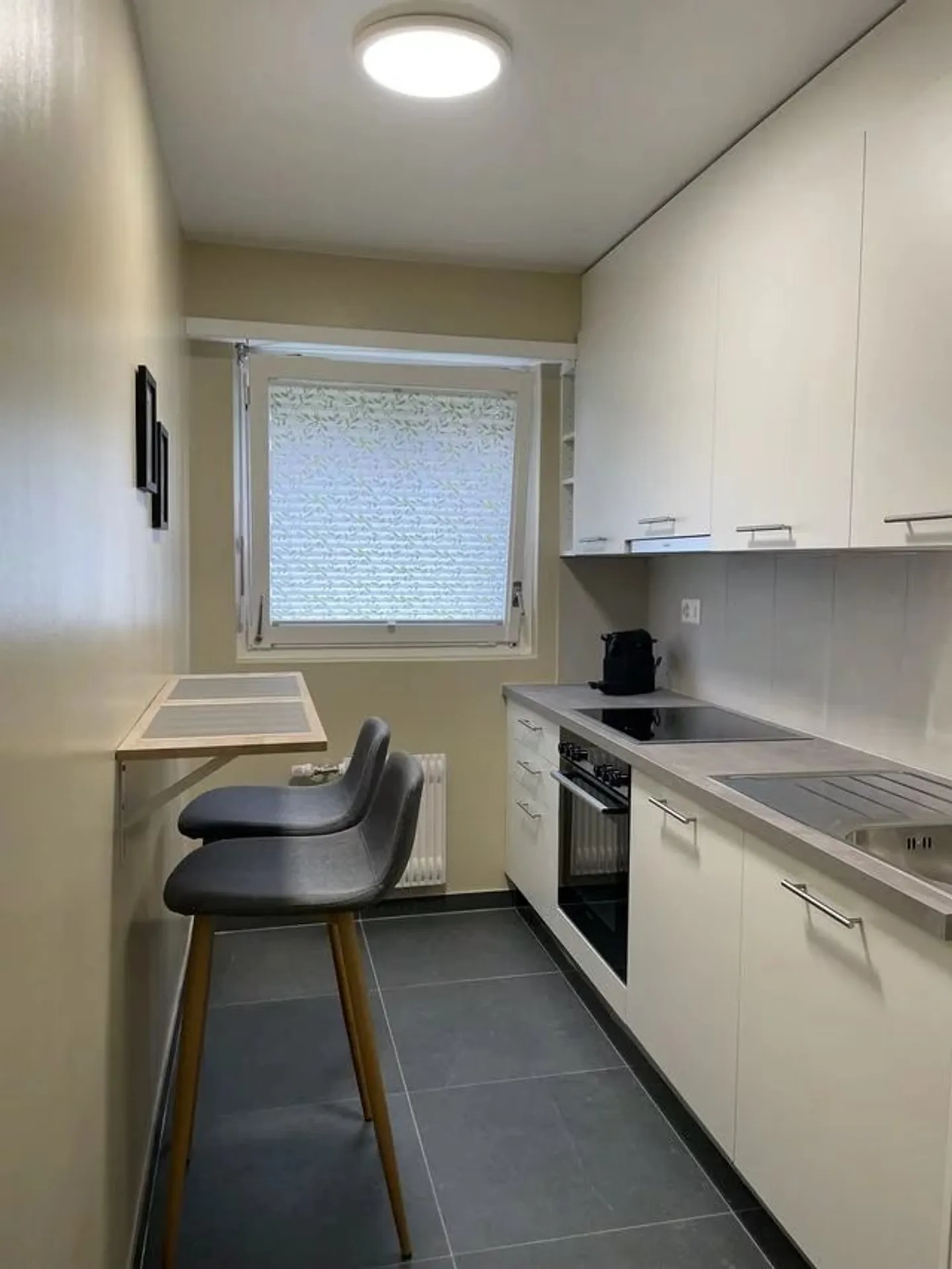 Möblierte 2,5-Zimmer-Wohnung im 6. Stock. - Foto 9 von 9