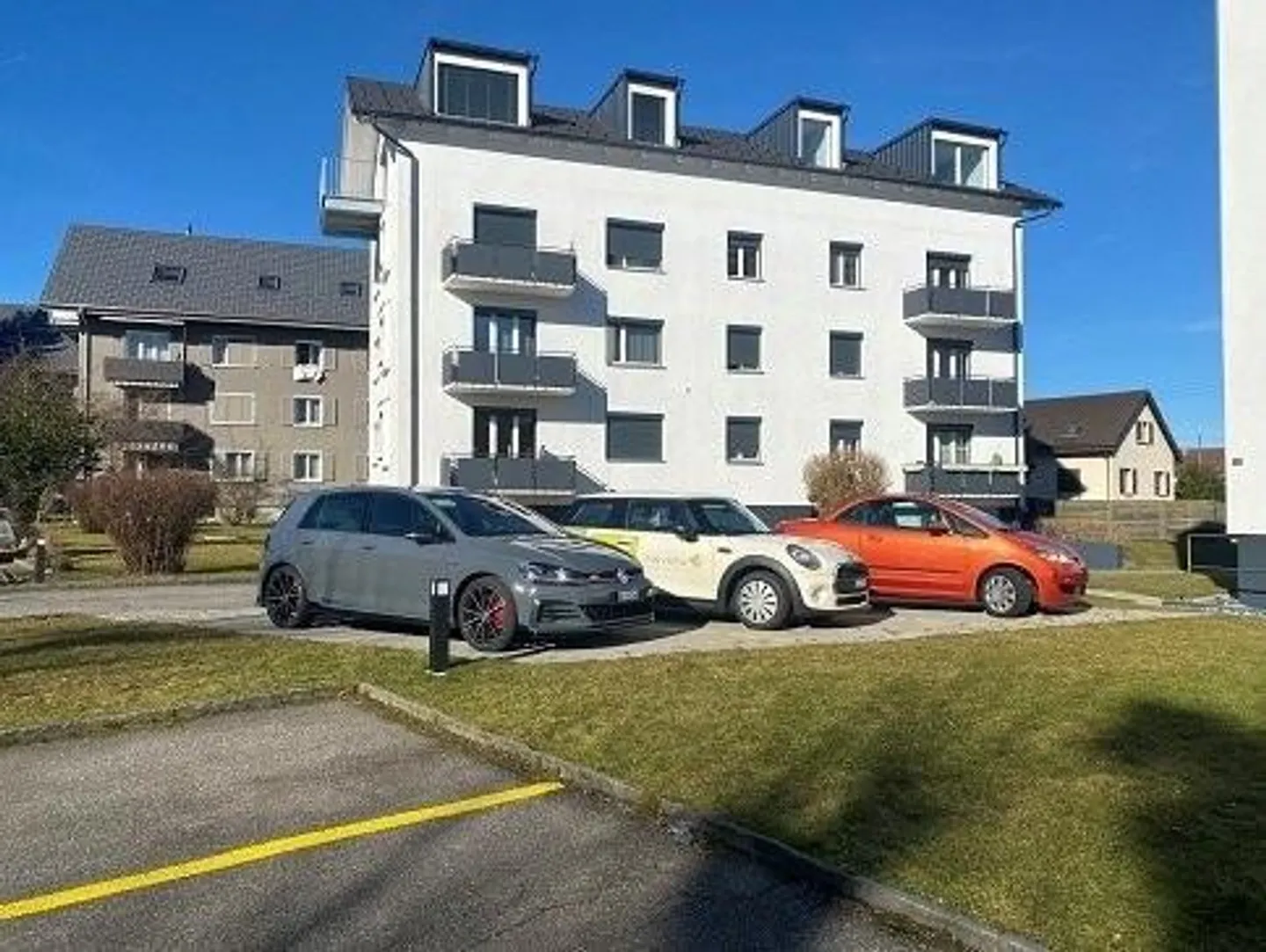 Your new outdoor parking space in Safenwil - Photo 2 of 2