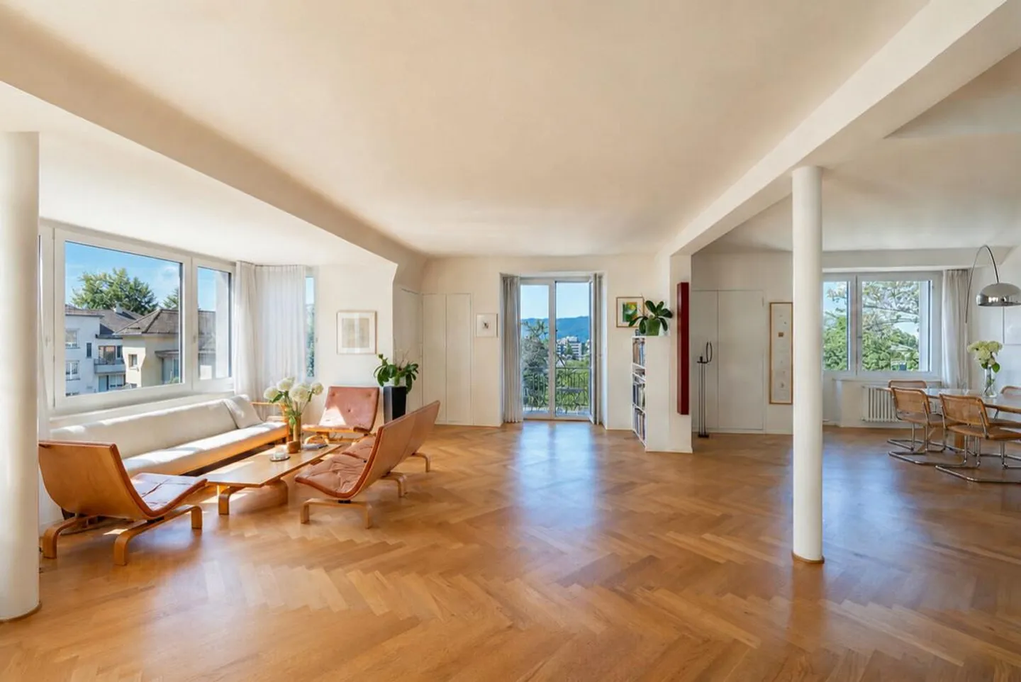 Zürich: high-quality renovated loft apartment with a view - Photo 1 of 7