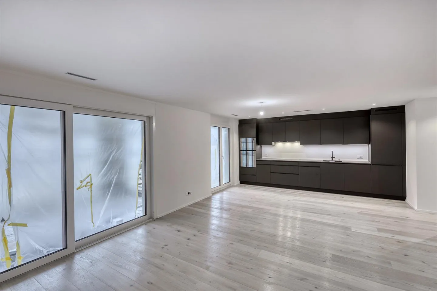 neu, stilvoll, stadtnah - Foto 2 von 10
