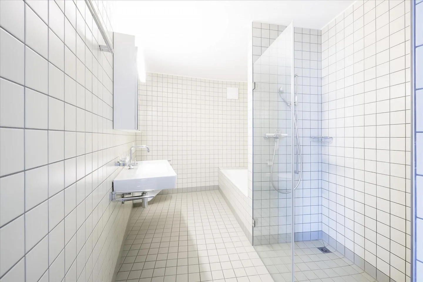 Renting without deposit - Central location with large rooftop terrace - Photo 5 of 8