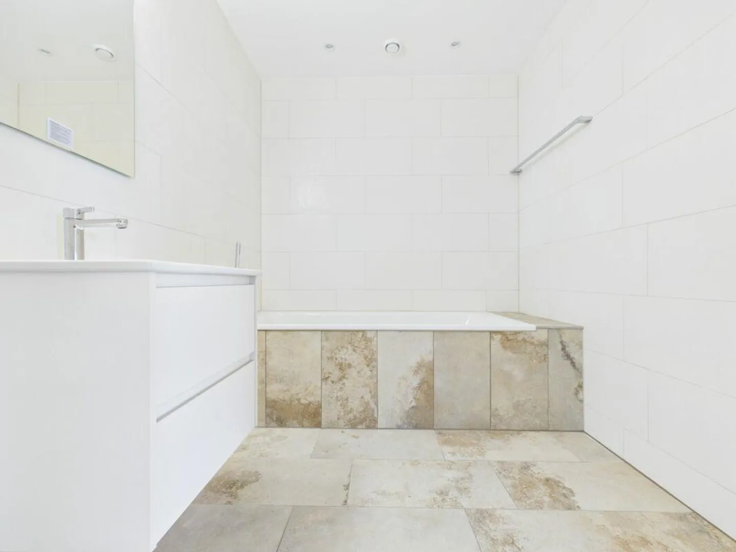 Sustainable new construction project with 16 high-quality apartments and first-class expansion standard copy - Photo 8 of 12