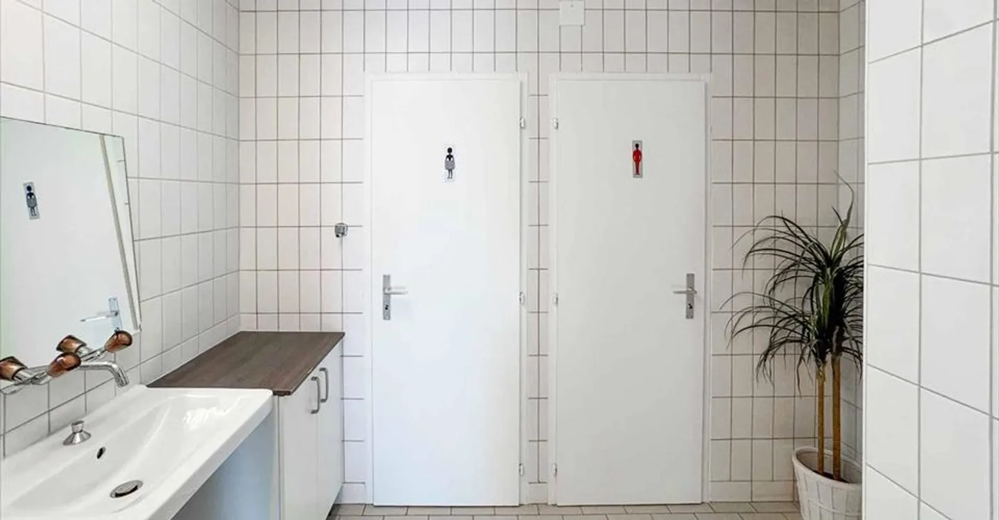 Mischgenutztes Gebäude mieten - Foto 7 von 12