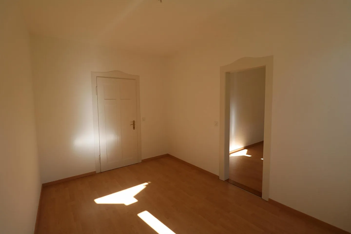4-room apartments in prime location in Schaffhausen - First rental after renovation - Photo 7 of 13