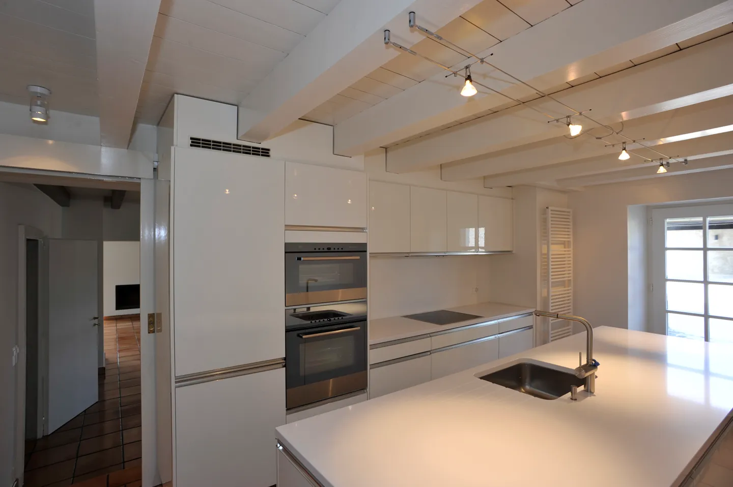 Haus mit 11 Zimmern - Foto 4 von 6