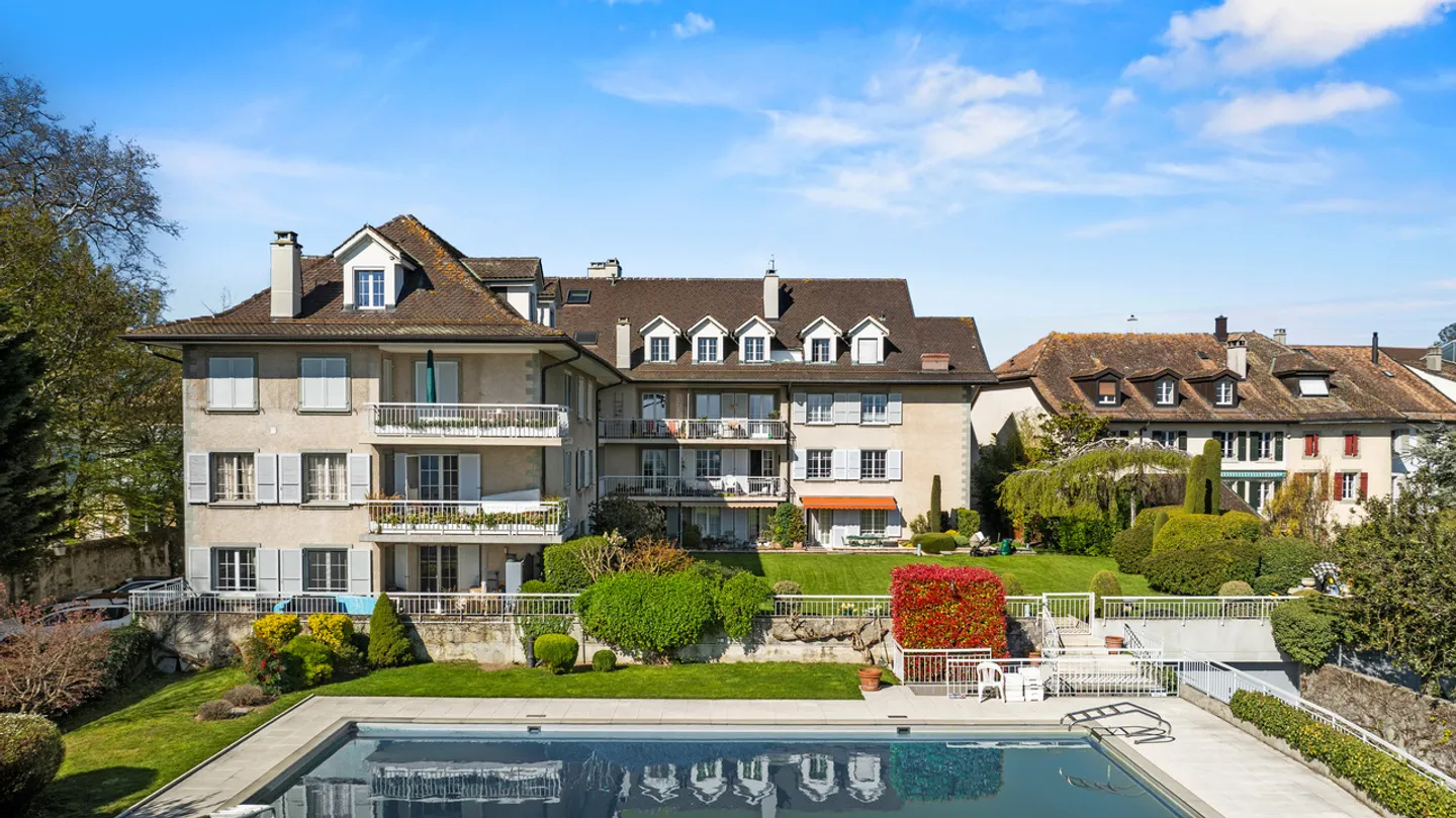 Außergewöhnliche Lage für dieses 3,5-Zimmer-Penthouse in St-Prex - Foto 3 von 11