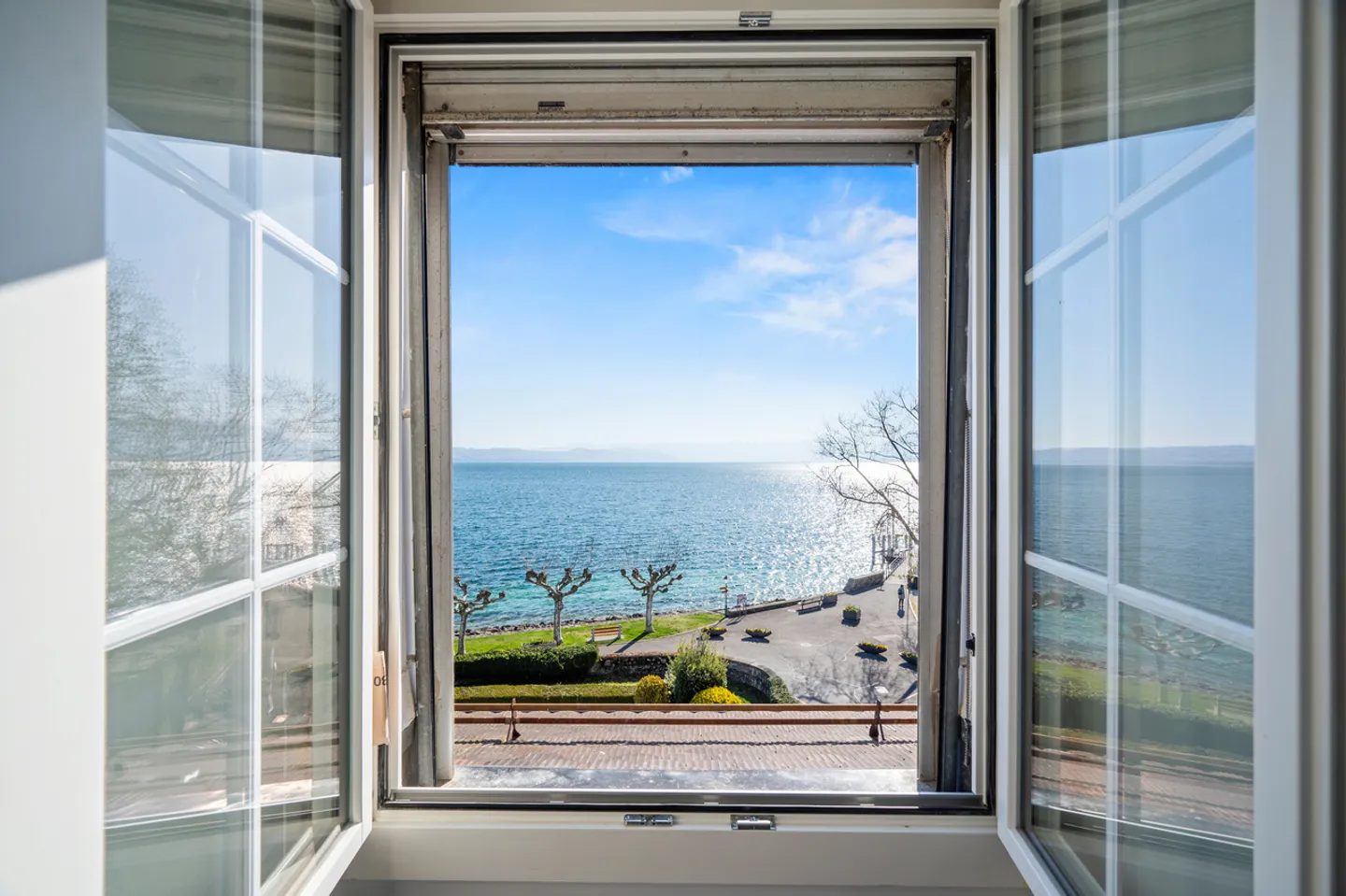 Außergewöhnliche Lage für dieses 3,5-Zimmer-Penthouse in St-Prex - Foto 4 von 11