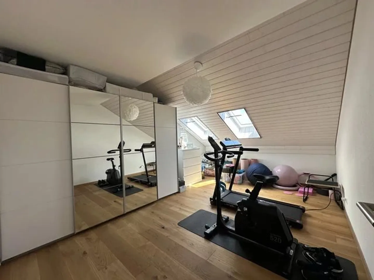 4.5-room apartment on the 2nd floor - Photo 4 of 7