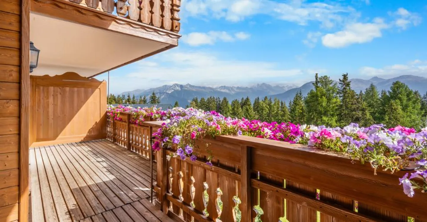 Attico duplex eccezionale con accesso ski-in-ski-out a Plans-Mayens - Foto 2 di 4