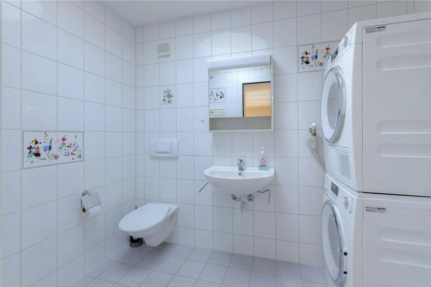 Appartement en attique de 4½ (5½) pièces exclusif et ensoleillé avec grande terrasse - Photo 11 sur 13