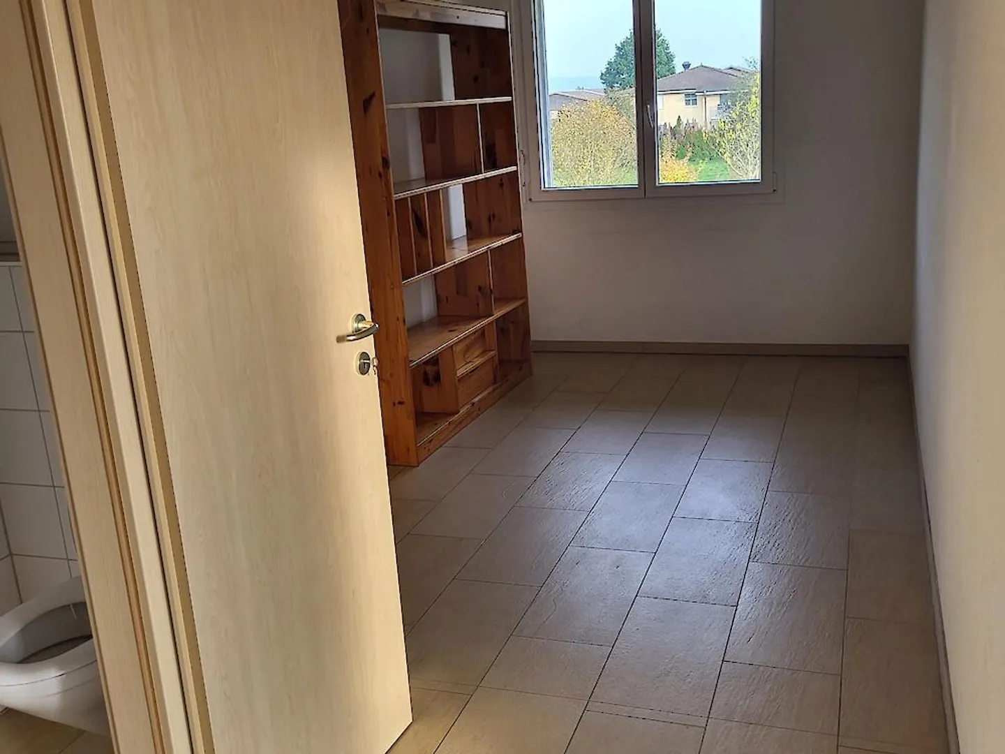 5.5 Zimmerwohnung im 1.Stock in Montets - Foto 4 di 13