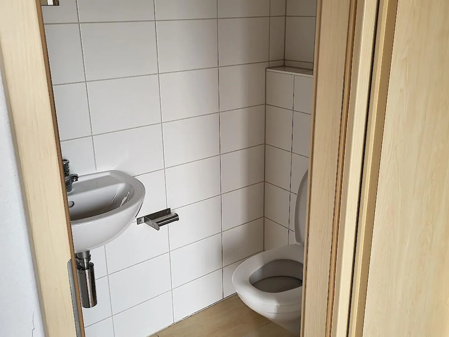 5.5 Zimmerwohnung im 1.Stock in Montets - Foto 5 di 13