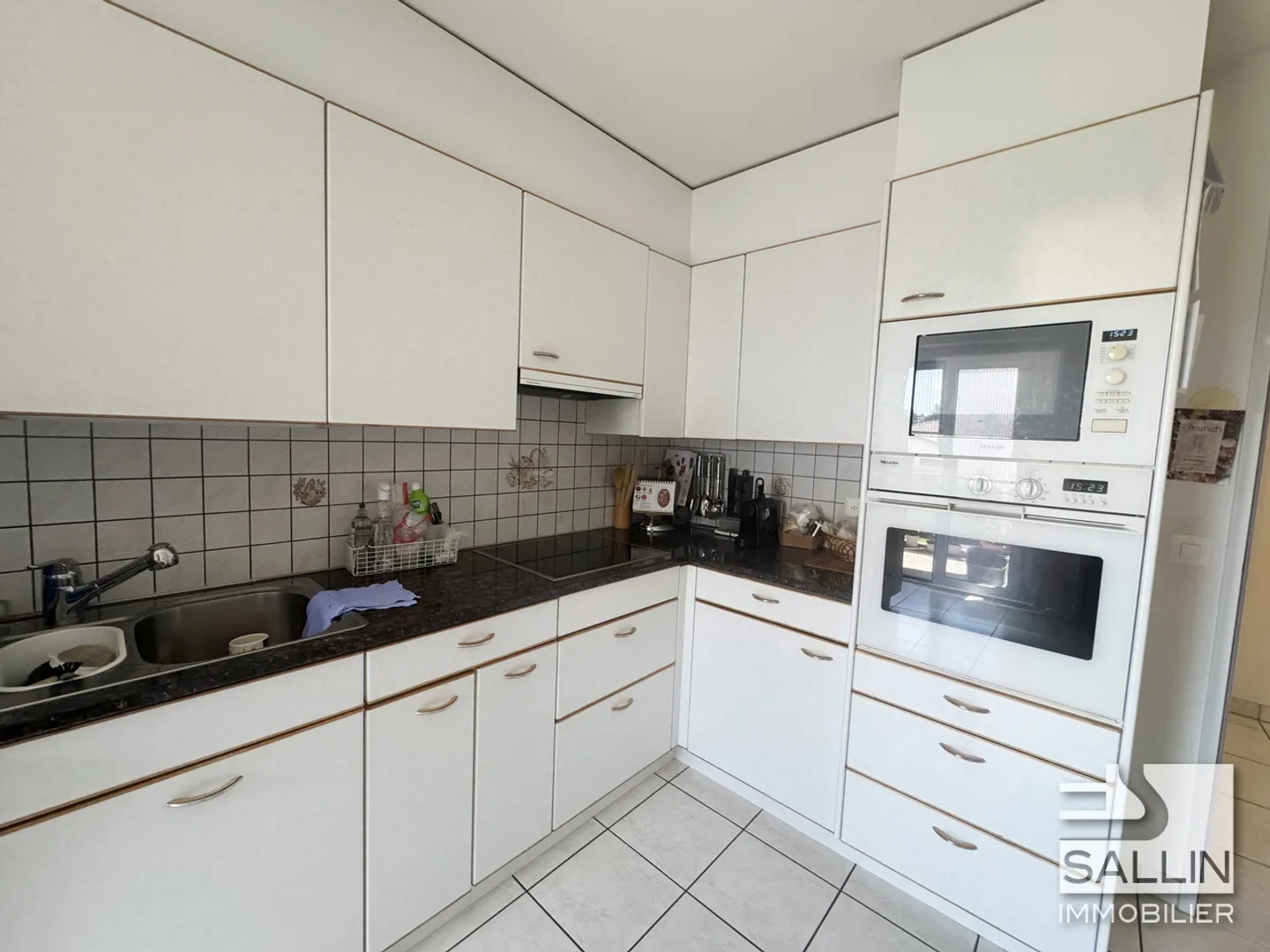 Geräumige 5.5-Zimmer-Wohnung - Foto 7 von 16