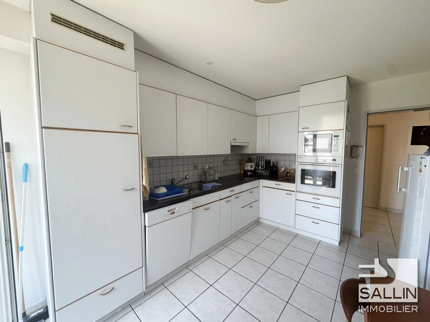 Geräumige 5.5-Zimmer-Wohnung - Foto 6 von 16