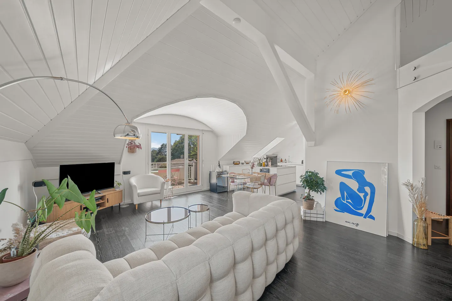 Wunderschöne Duplexwohnung, die Komfort, Seeblick und privilegierte Lage vereint - Foto 1 von 14