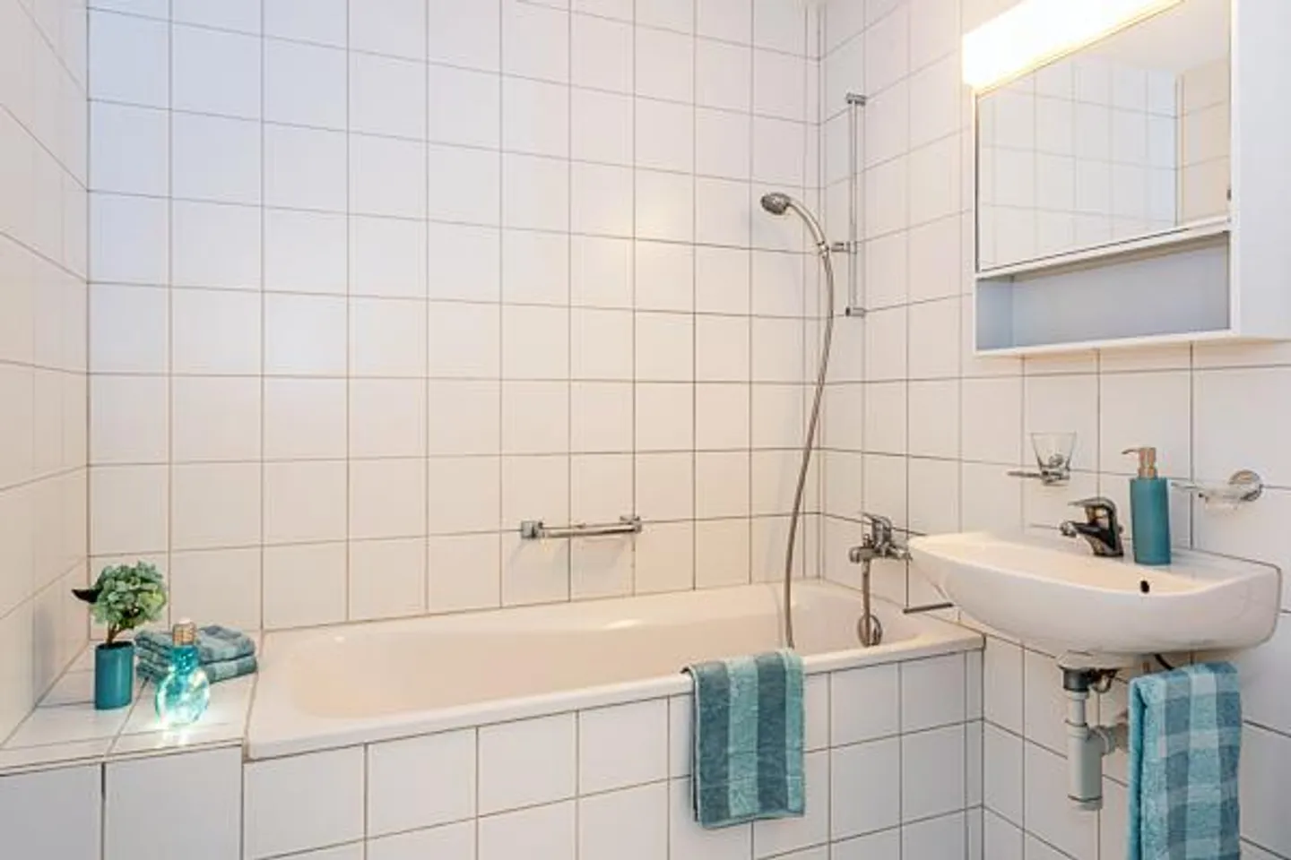 Carino appartamento di 2,5 stanze - Foto 4 di 7