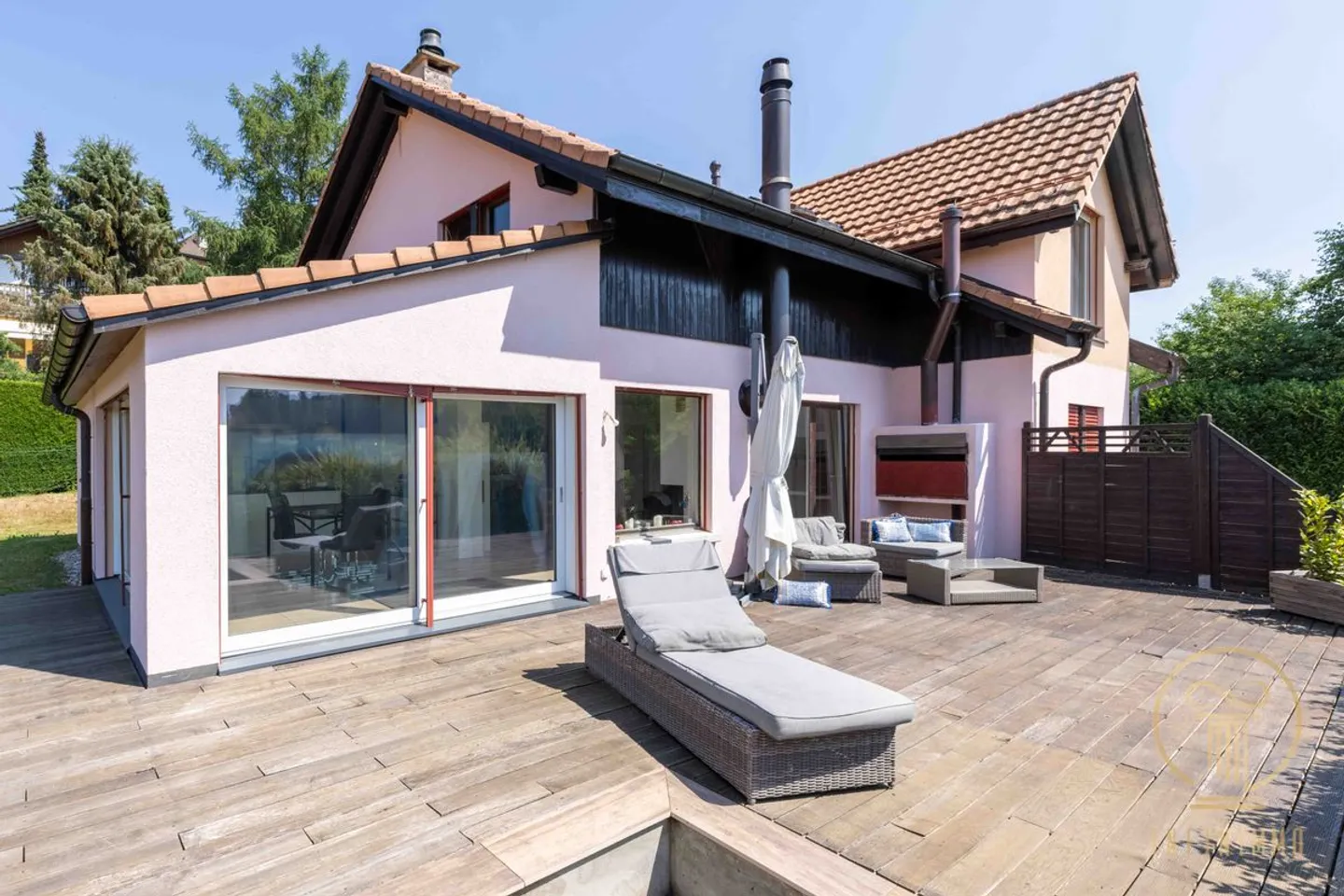Charming Family Home in Chavannes - Photo 2 of 13