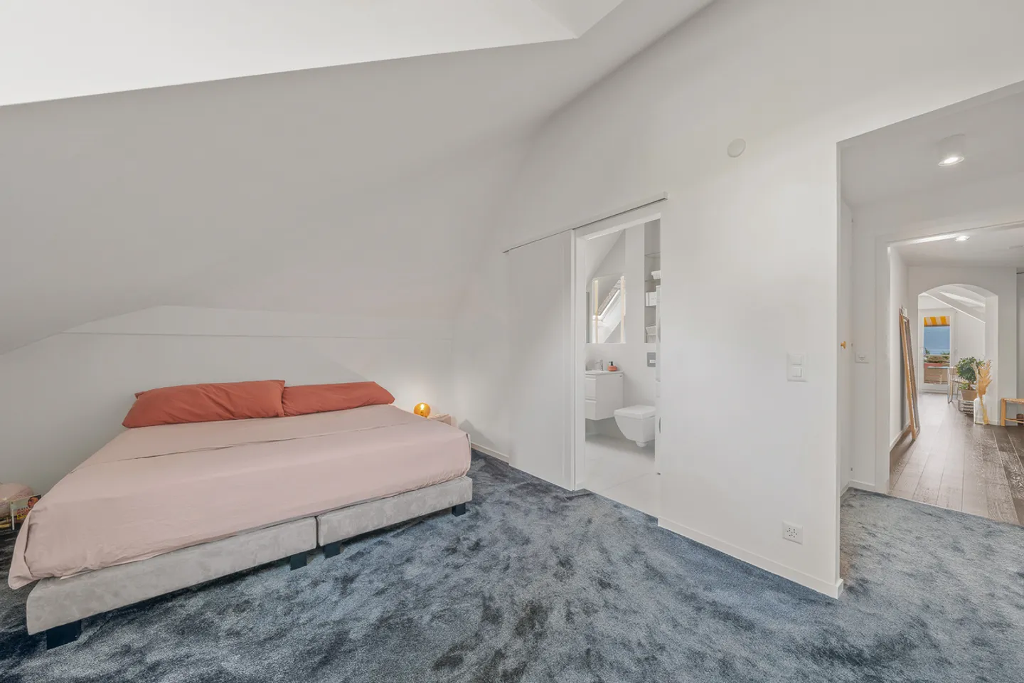 Wunderschöne Duplexwohnung, die Komfort, Seeblick und privilegierte Lage vereint - Foto 7 von 14