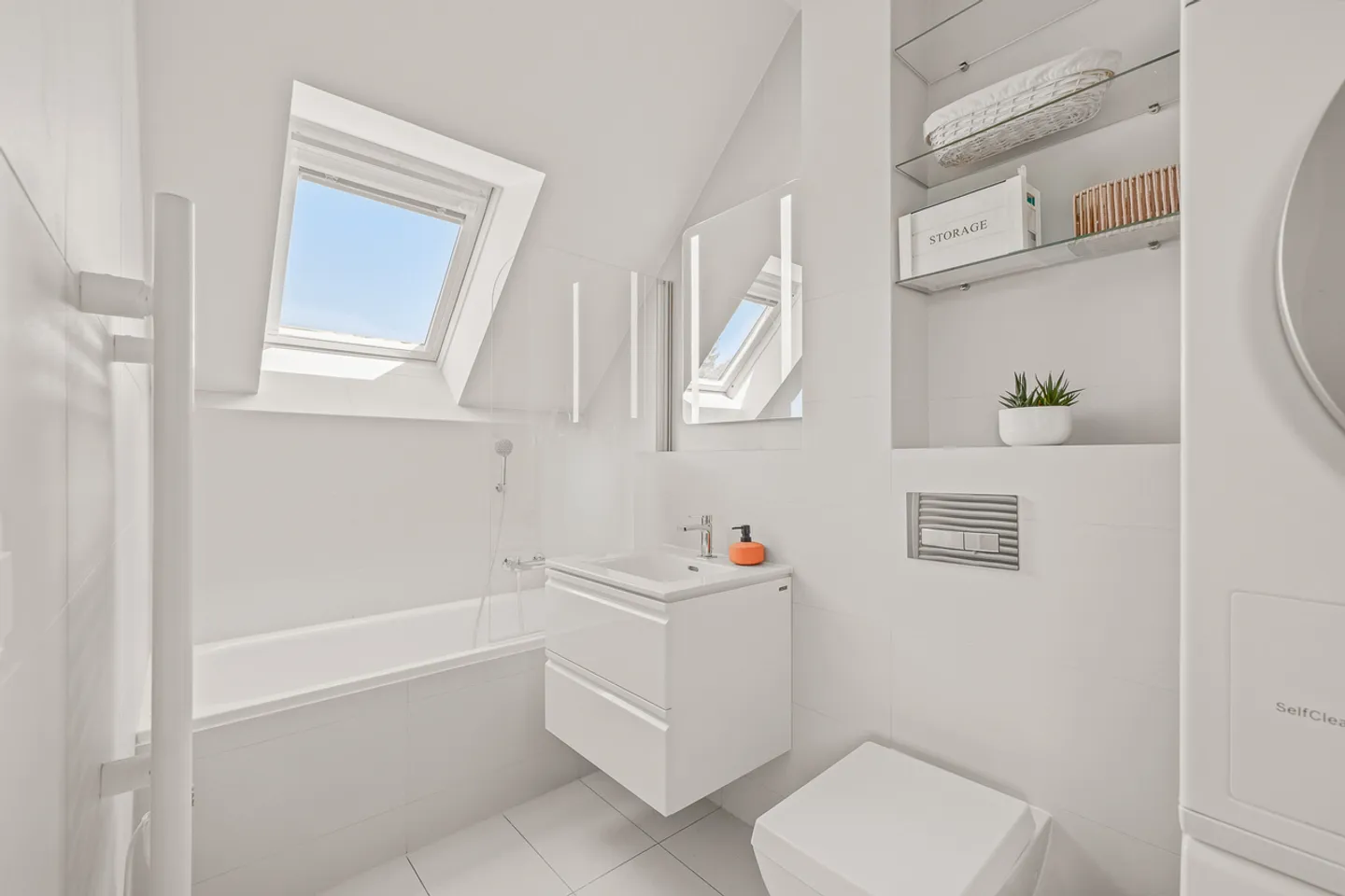 Wunderschöne Duplexwohnung, die Komfort, Seeblick und privilegierte Lage vereint - Foto 8 von 14