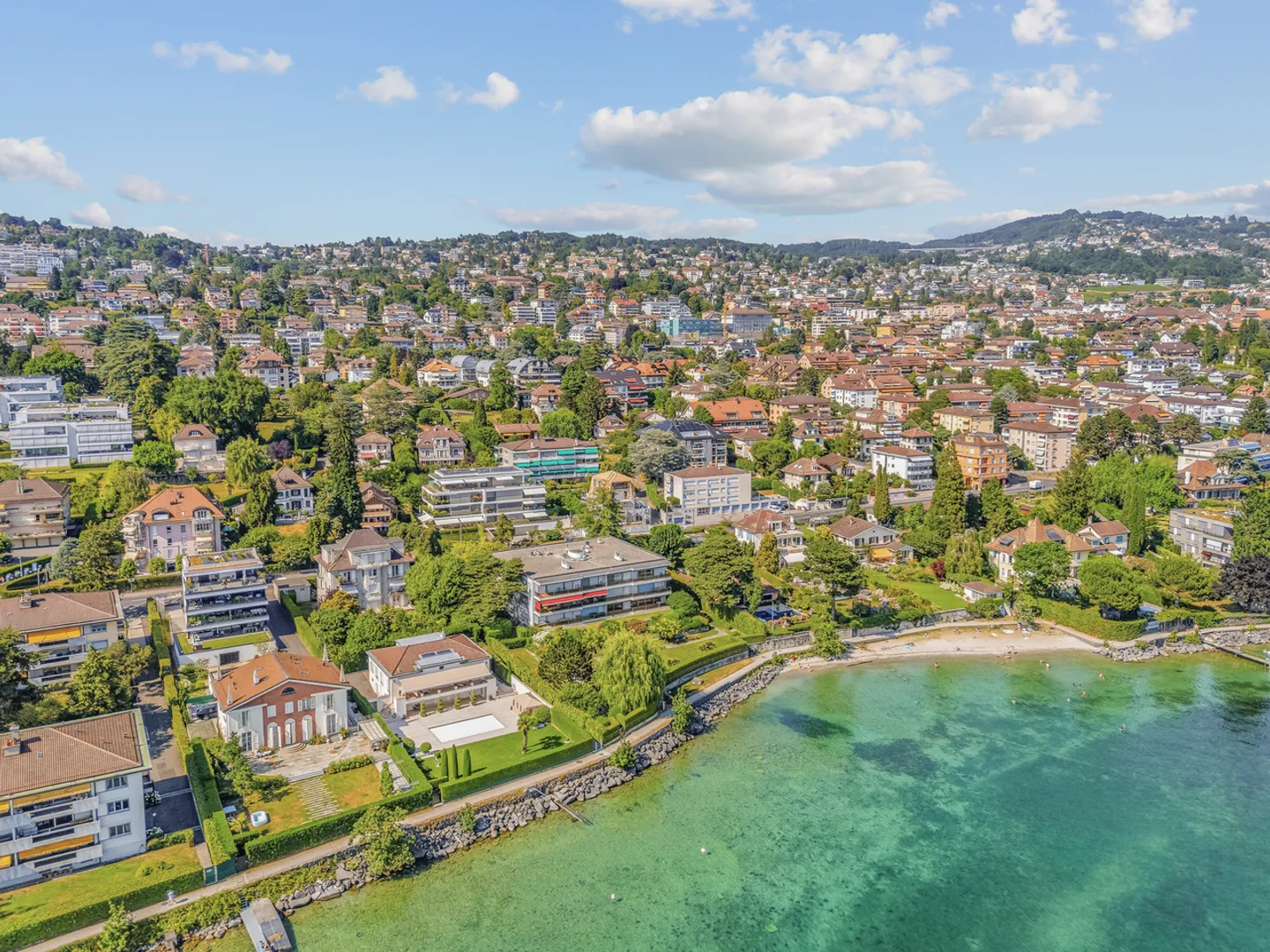 Wunderschöne Duplexwohnung, die Komfort, Seeblick und privilegierte Lage vereint - Foto 12 von 14
