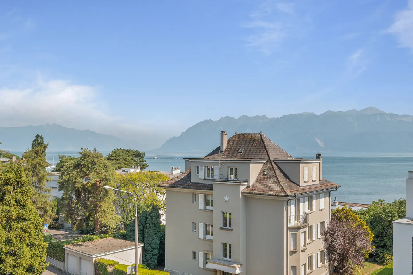 Wunderschöne Duplexwohnung, die Komfort, Seeblick und privilegierte Lage vereint - Foto 13 von 14
