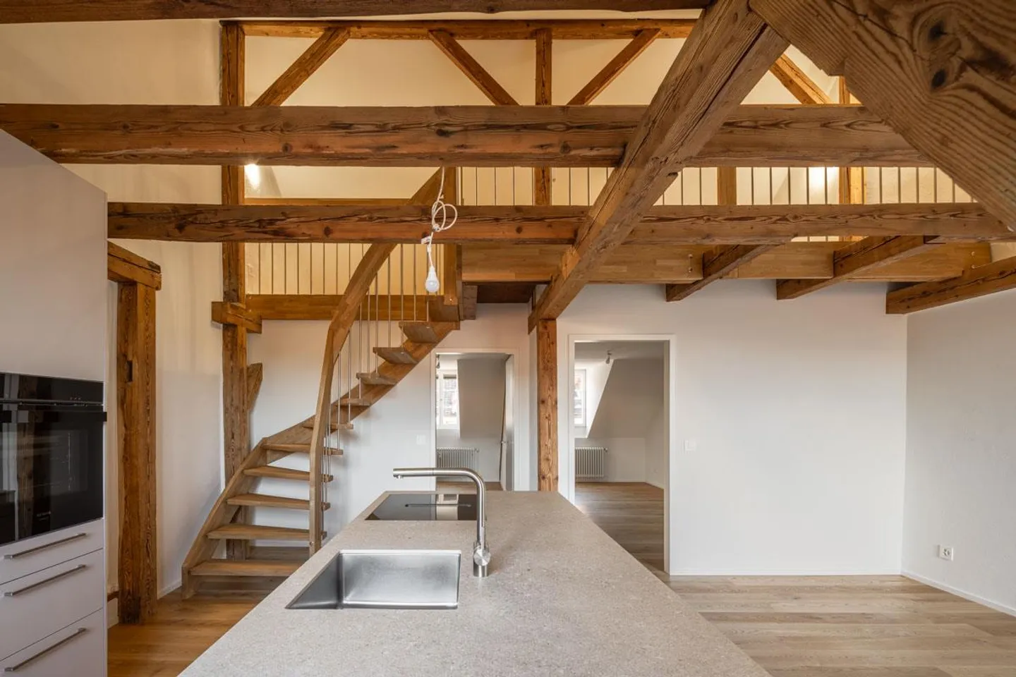 Appartement spécial 5 1/2 pièces à la cour W9 - Photo 4 sur 14