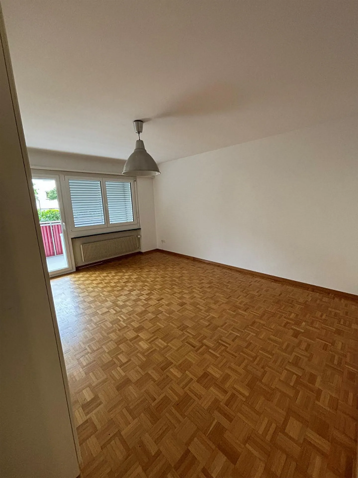 Appartamento appena ristrutturato nel cuore di Albisrieden - Foto 5 di 10