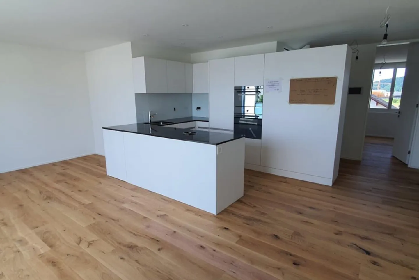 Appartamento attico in un ambiente adatto alle famiglie - Foto 2 di 6