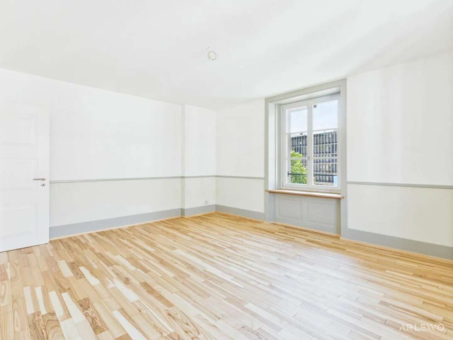 Exclusive Living Space with History - Photo 4 of 11