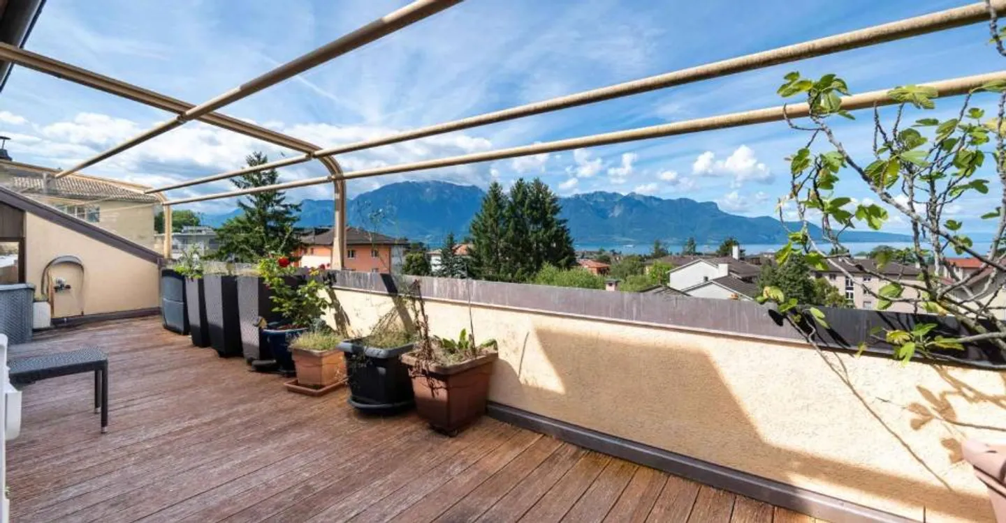 Ultimo piano - 6 stanze con ascensore privato e grande terrazza - Foto 2 di 13