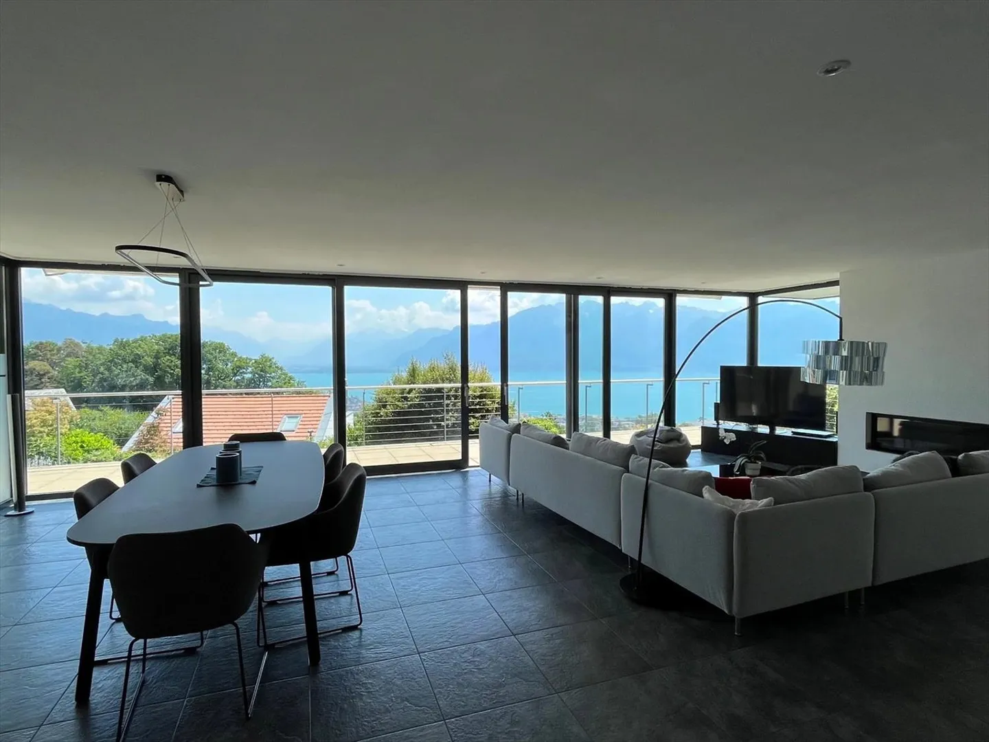 Villa 6 rooms - Photo 3 of 10