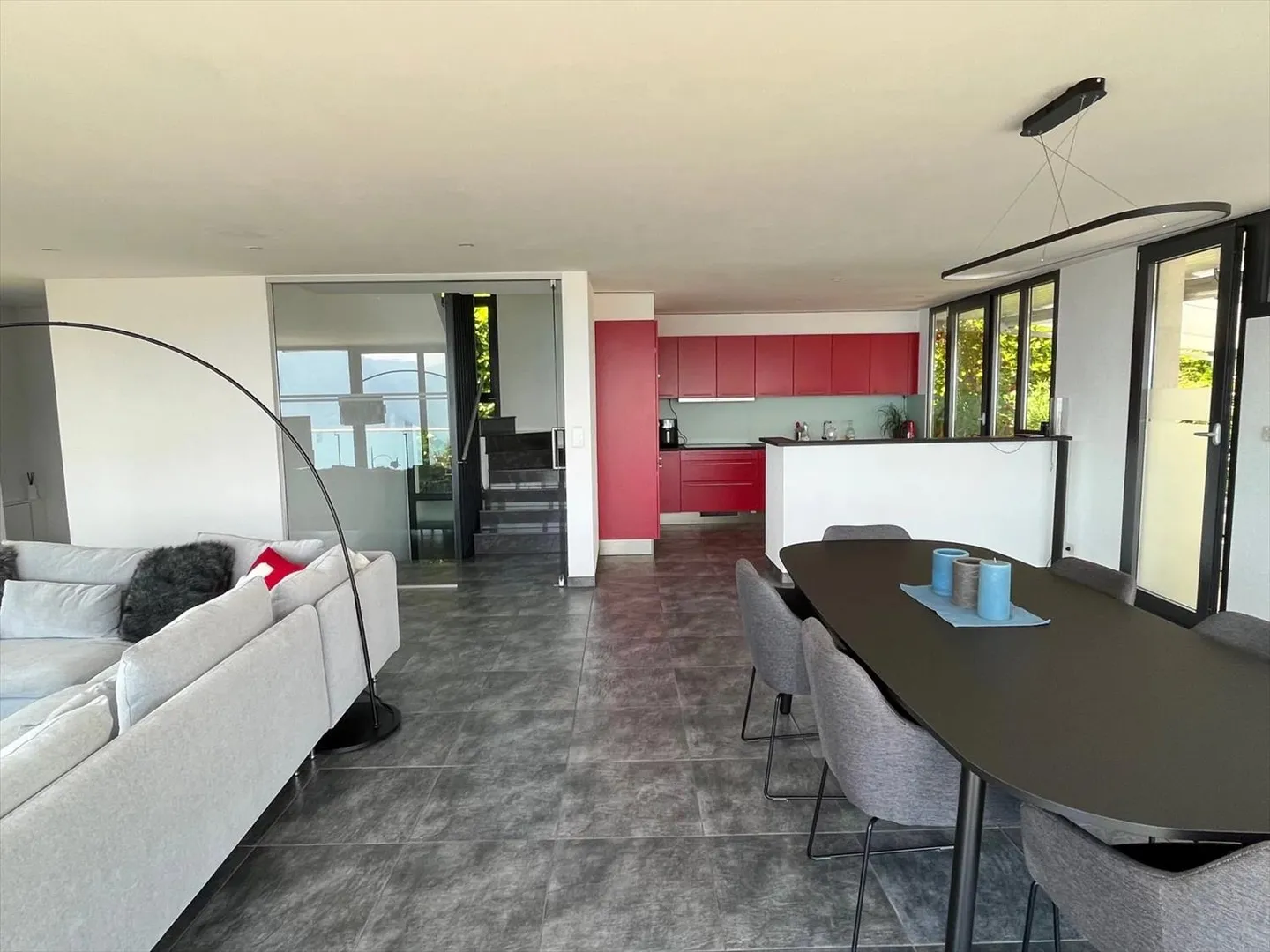 Villa 6 rooms - Photo 4 of 10