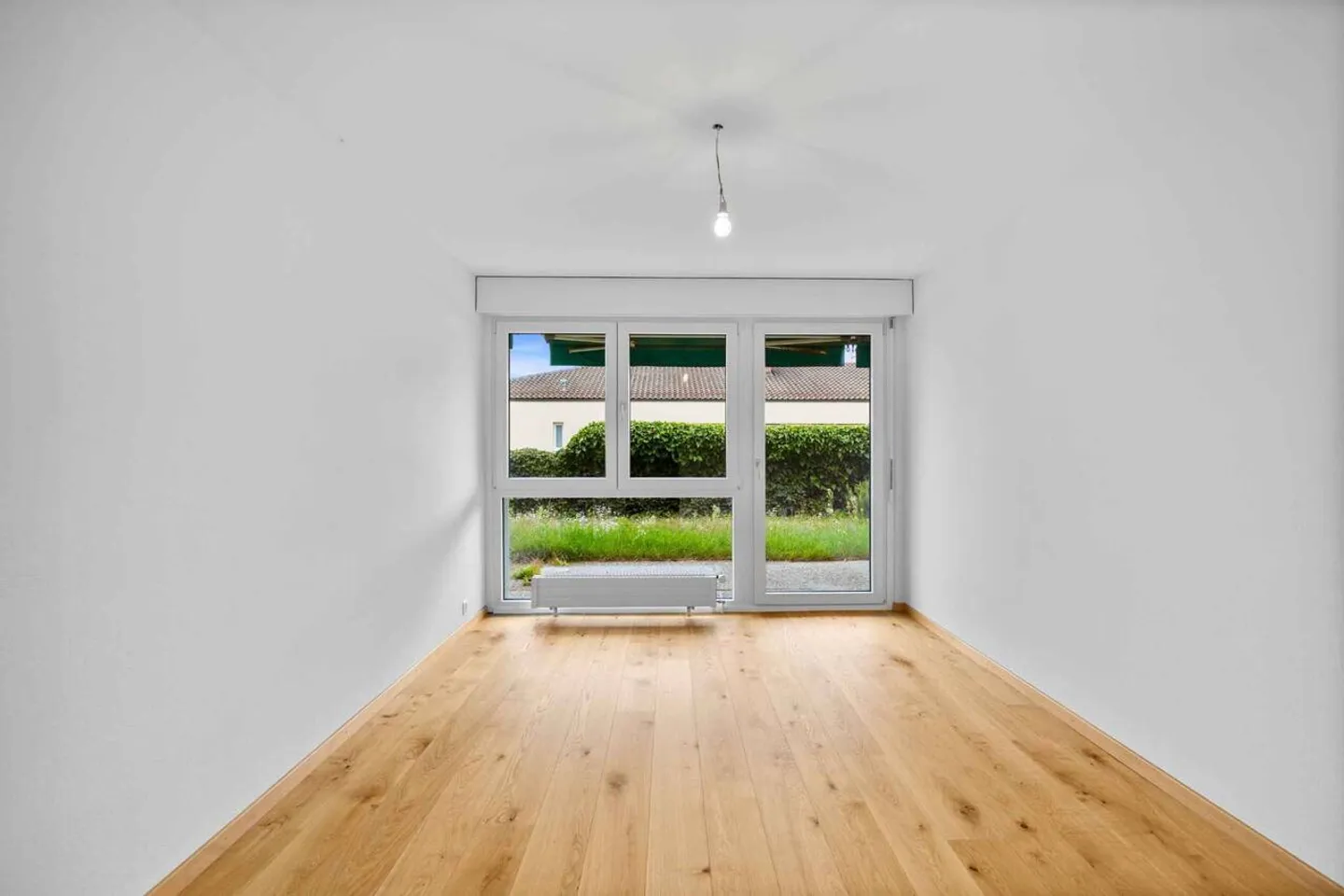 Schöne 3,5-Zimmer-Wohnung vollständig renoviert mit Terrasse und Garten - Foto 10 von 12