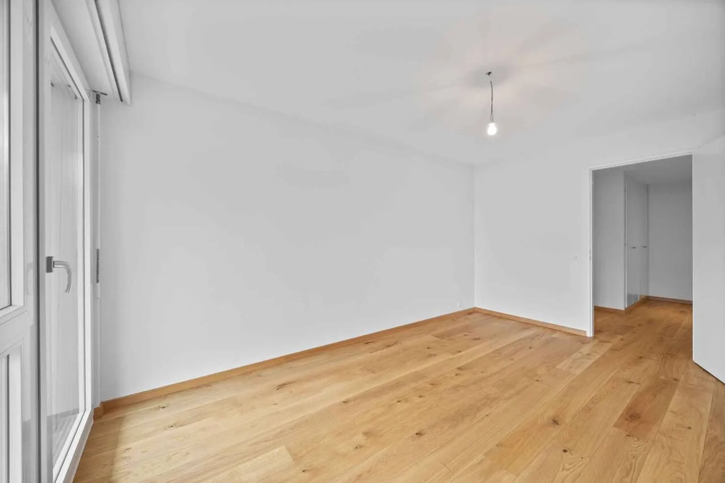 Schöne 3,5-Zimmer-Wohnung vollständig renoviert mit Terrasse und Garten - Foto 11 von 12