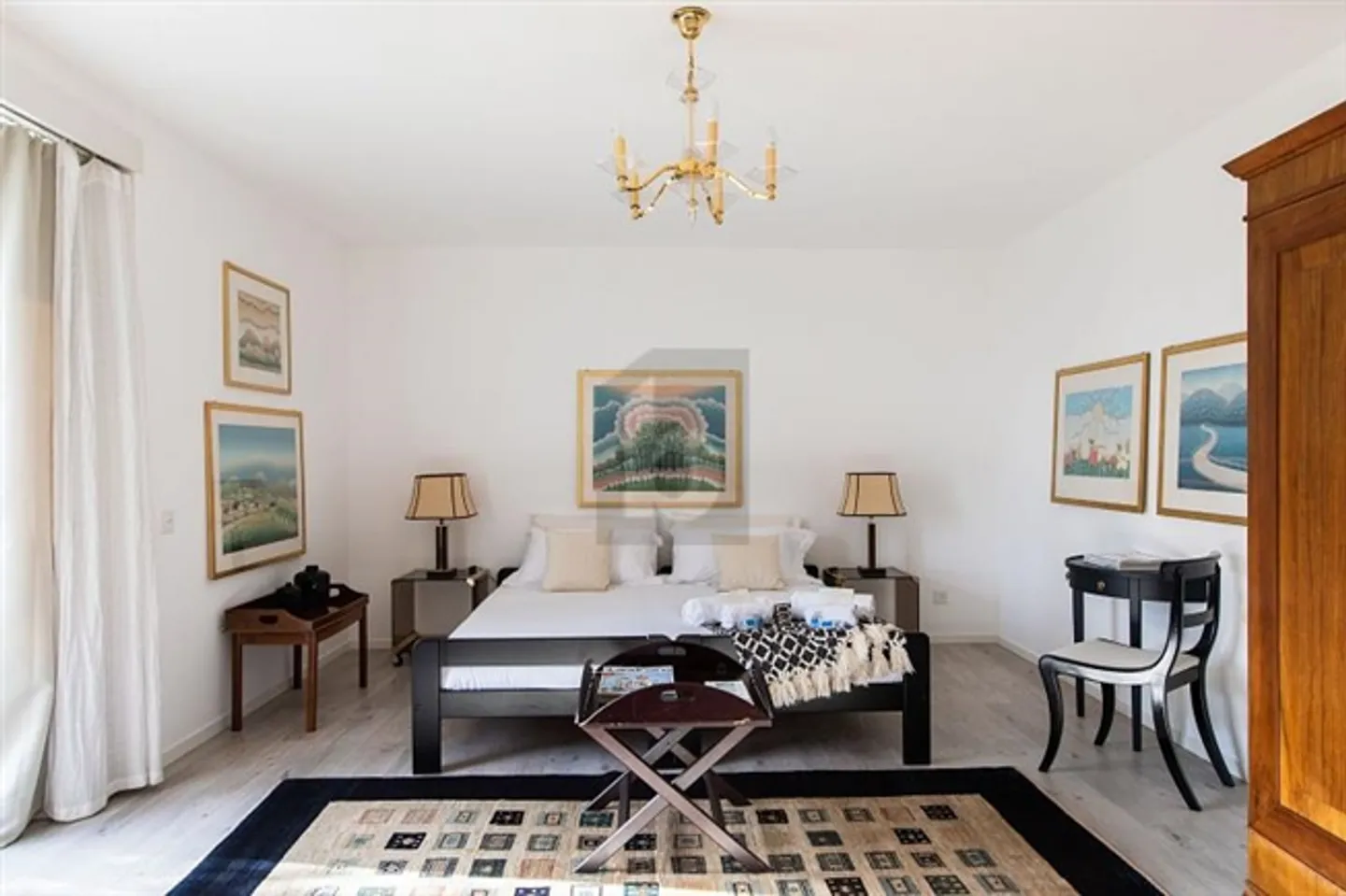 COZY, WELL-MAINTAINED AND CLOSE TO THE LAKE - Photo 1 of 6