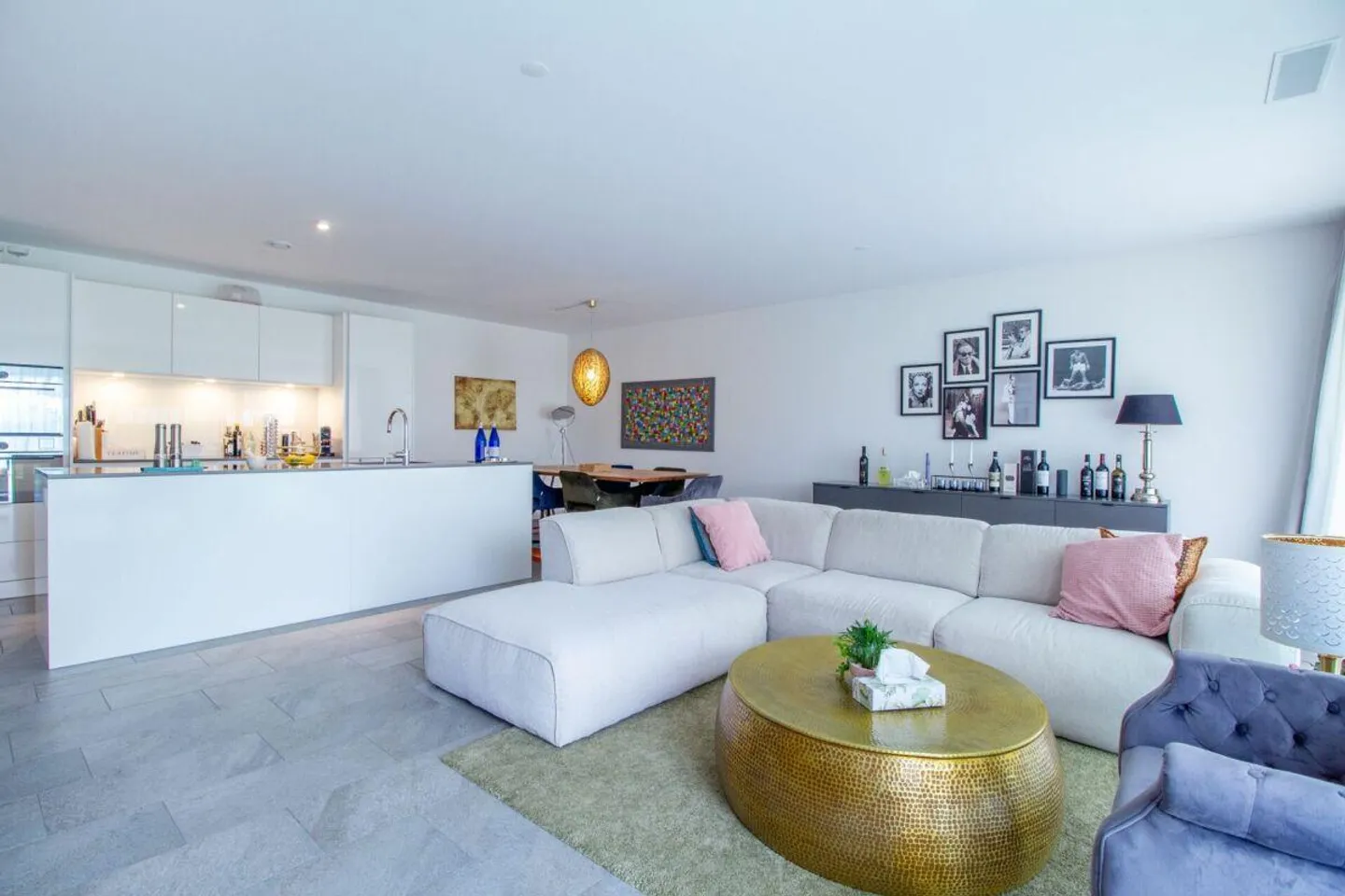 Appartement de jardin moderne et lumineux de 3,5 pièces dans le Winkel à faible imposition - Photo 3 sur 9