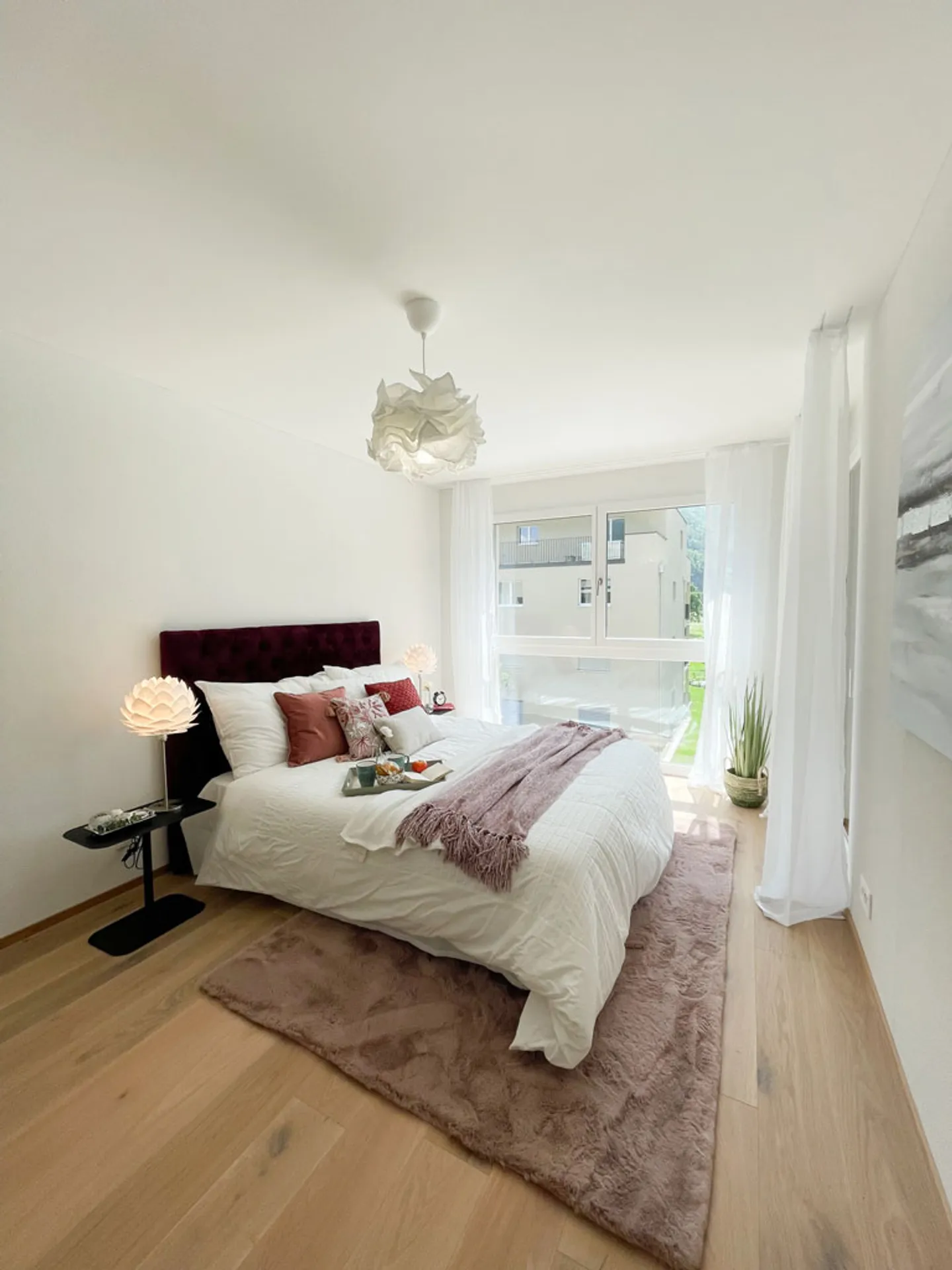 Charmante 2.5-Zimmer-Wohnung mit Bergblick in Näfels - Foto 4 von 6