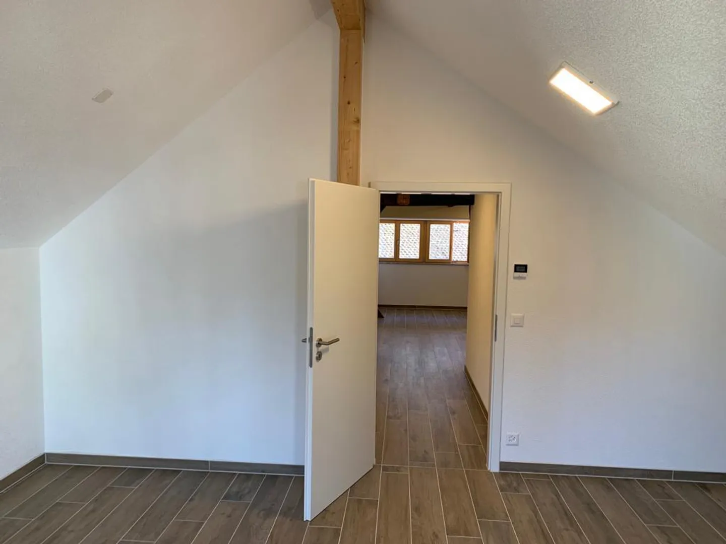 Charmante 2.5-Zimmer-Dachwohnung in der Alten Probstei, Bad Zurzach - Foto 12 von 17